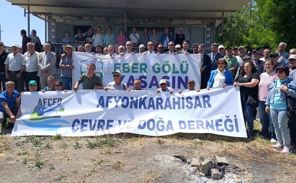 EBER GÖLÜ ALARM VERİYOR
