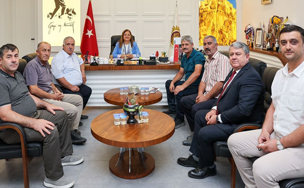Sanayi Sitesi esnafından Başkan Köksal'a teşekkür ziyareti
