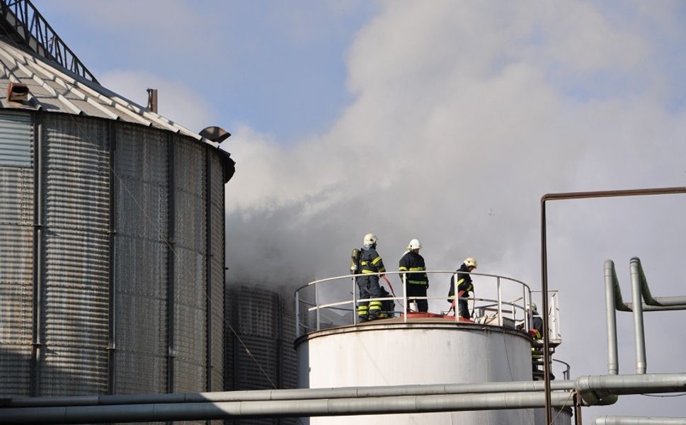 Aynı yağ fabrikasında yine yangın çıktı!..