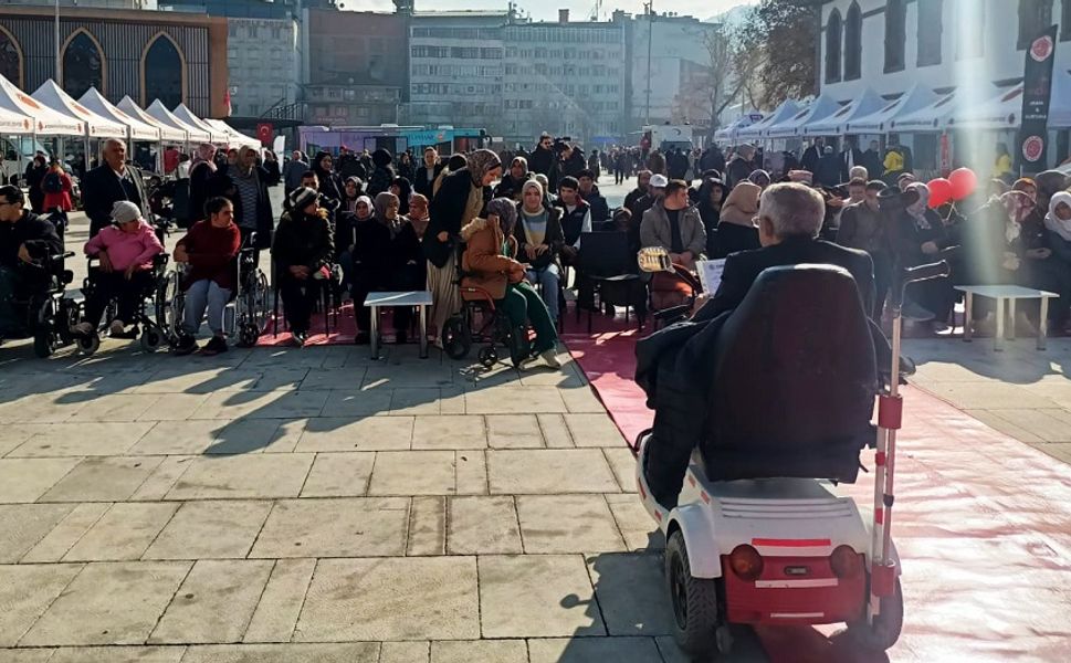 Engel bedende değil, zihniyettedir