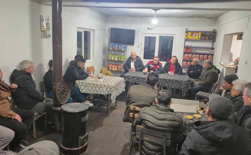 Dinar'da çiftçilere kooperatifçilik eğitimi verildi