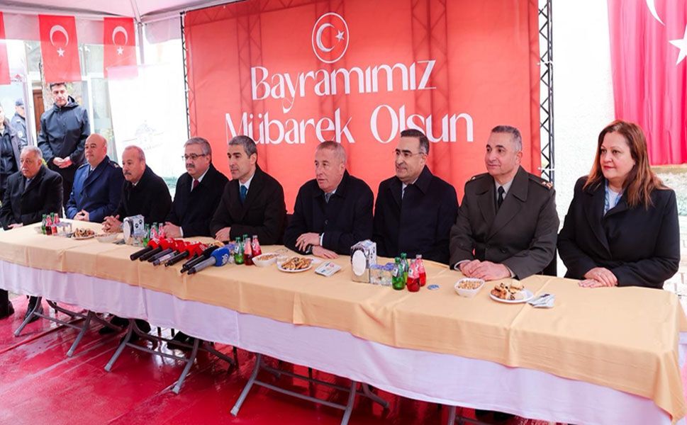 Bayramlaşma töreni Taş Medrese'de yapıldı