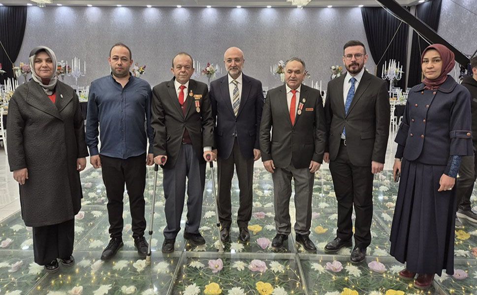 ŞEHİT VE GAZİ AİLELERİ İLE İFTARDA BULUŞTULAR