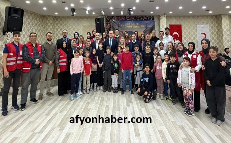AFYON KIZILAY'IN İFTAR BULUŞMASI