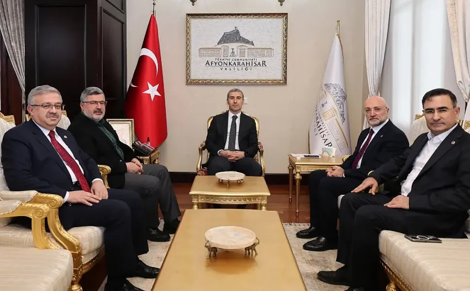 AK PARTİ'DEN VALİ AKTAŞ'A ZİYARET