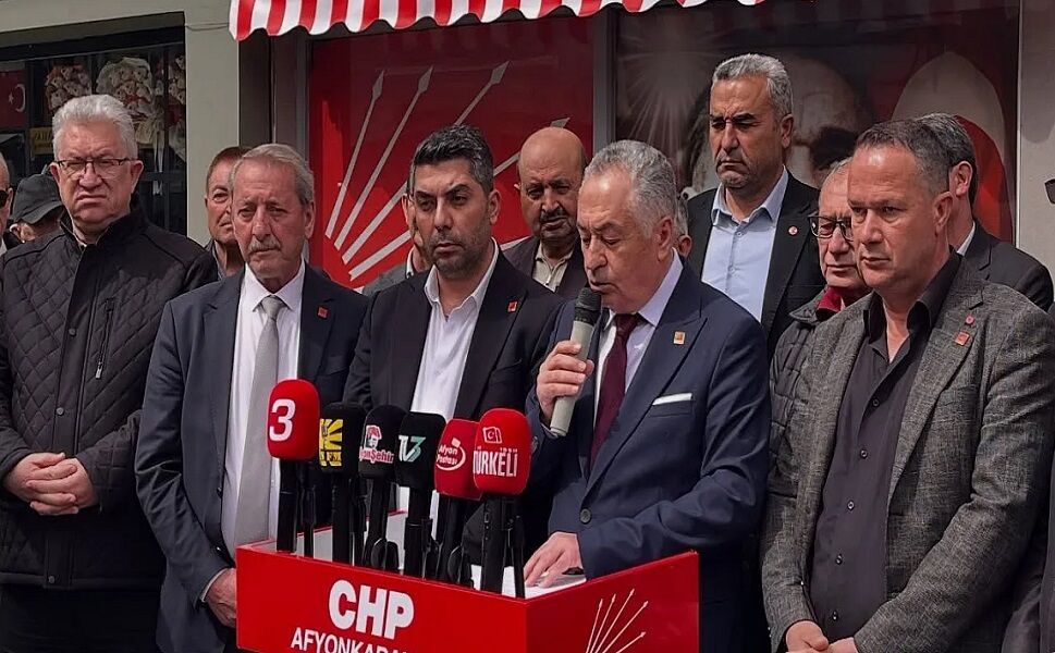 Ekrem İmamoğlu'na kurulan kumpas, millete darbedir