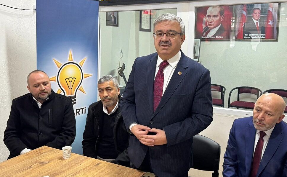 Yurdunuseven, ilçelerde bayramlaşma törenlerine katıldı