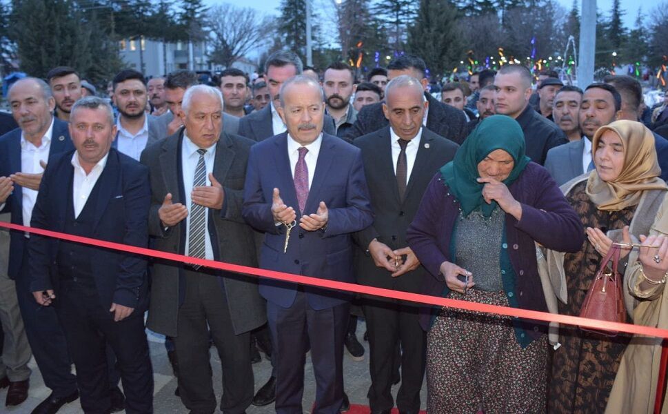 Mehmet Taytak: Şehitlerimizin emanetine sahip çıkıyoruz