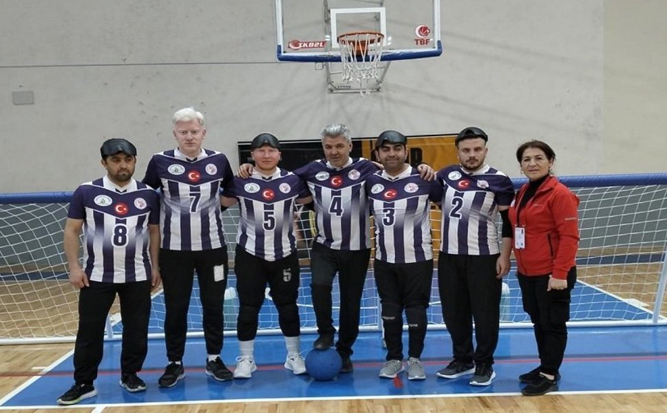 Afyon'un Aslanları, ligi salladı!..