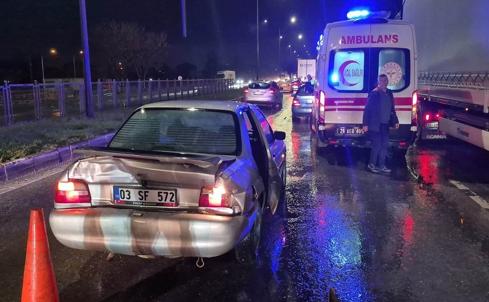 Zincirleme kaza, 4 yaralı