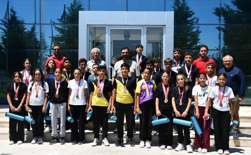 Afyon'a 4 Farklı İlden Madalyalarla Döndüler