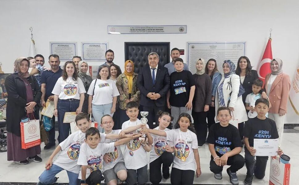 Afyonlu Öğrencilerden Robotikte Gururlandıran Başarı