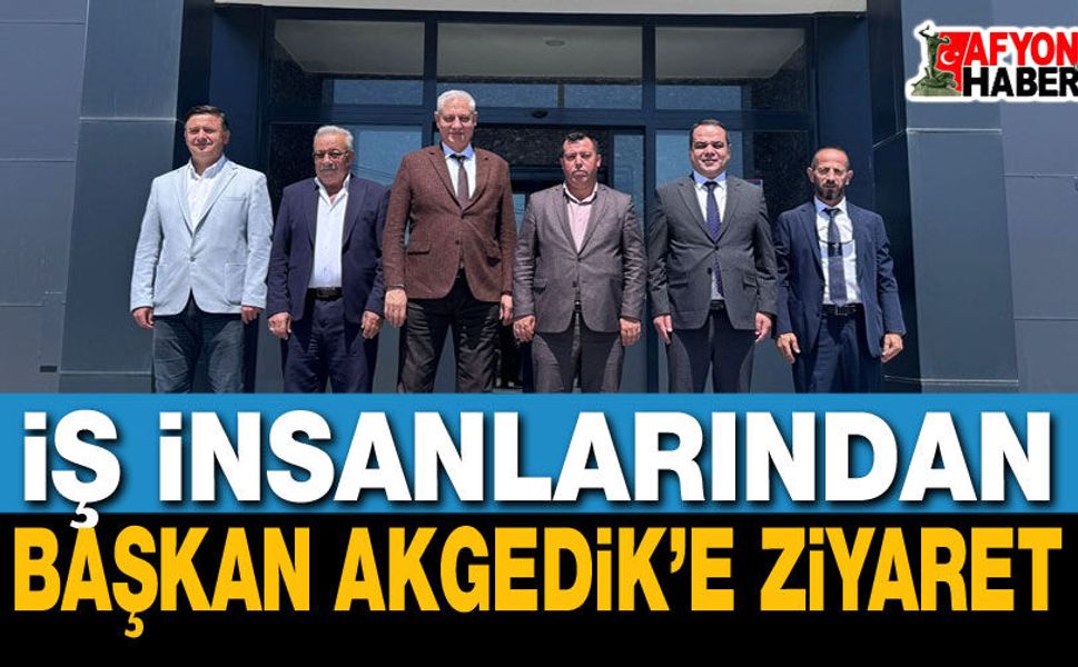 İş İnsanlarından Başkan Akgedik’e Ziyaret
