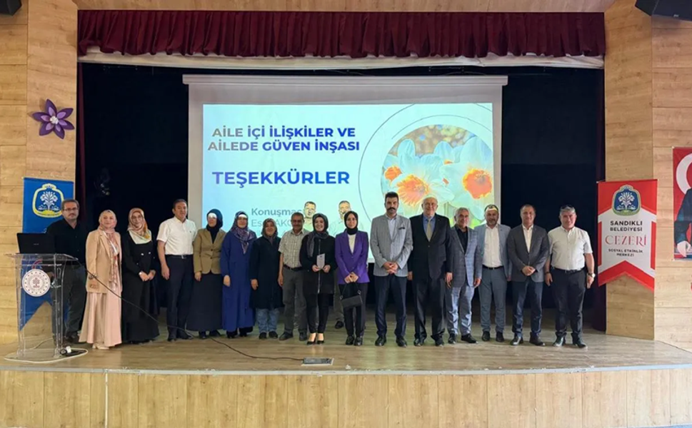 Protokol ve Vatandaşlar Bir Araya Geldi