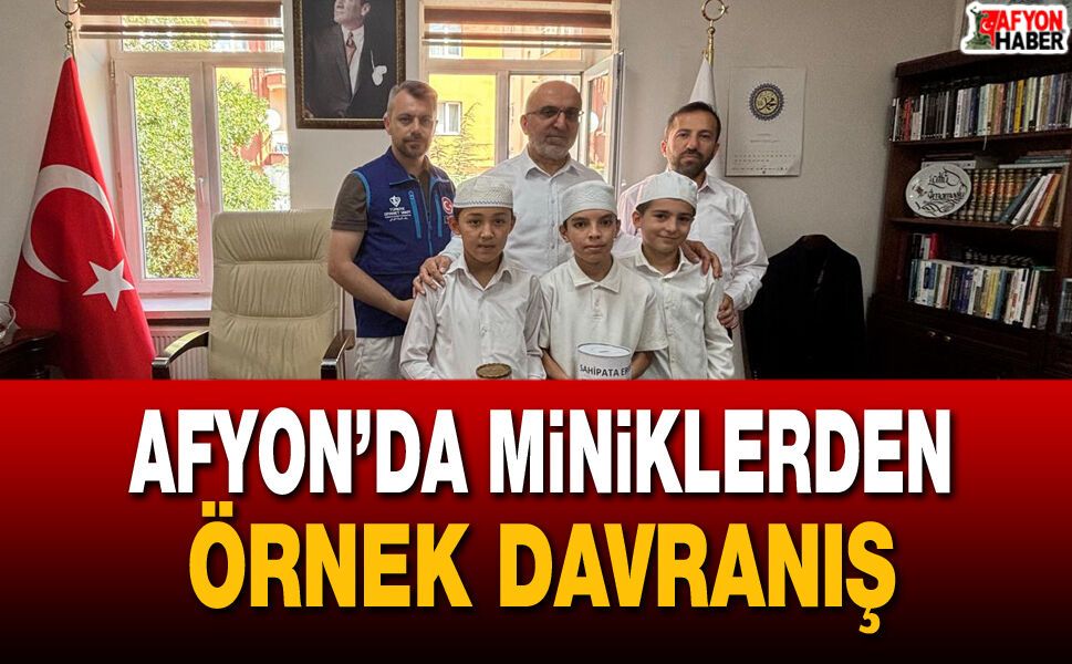 Afyon’da miniklerden örnek davranış