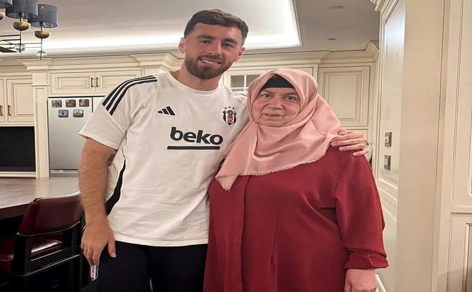 Afyonlu Milli futbolcu Orkun Kökçü'nin acı günü