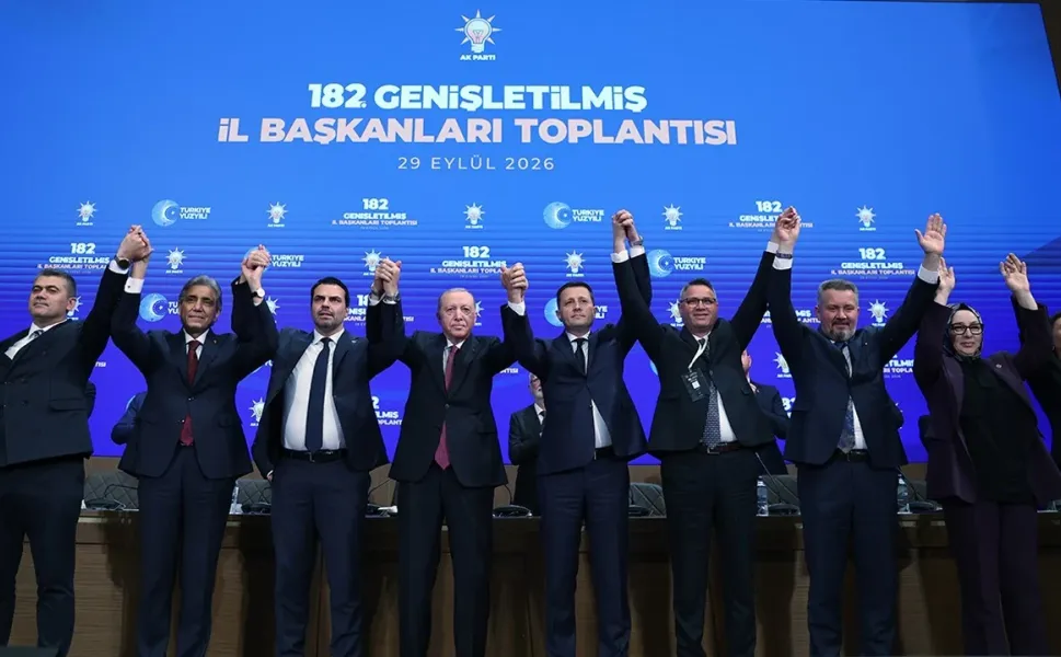 9 belediye başkanı daha AK Parti'ye katıldı