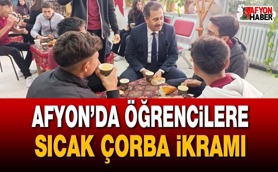 Afyon’da öğrencilere sıcak çorba ikramı